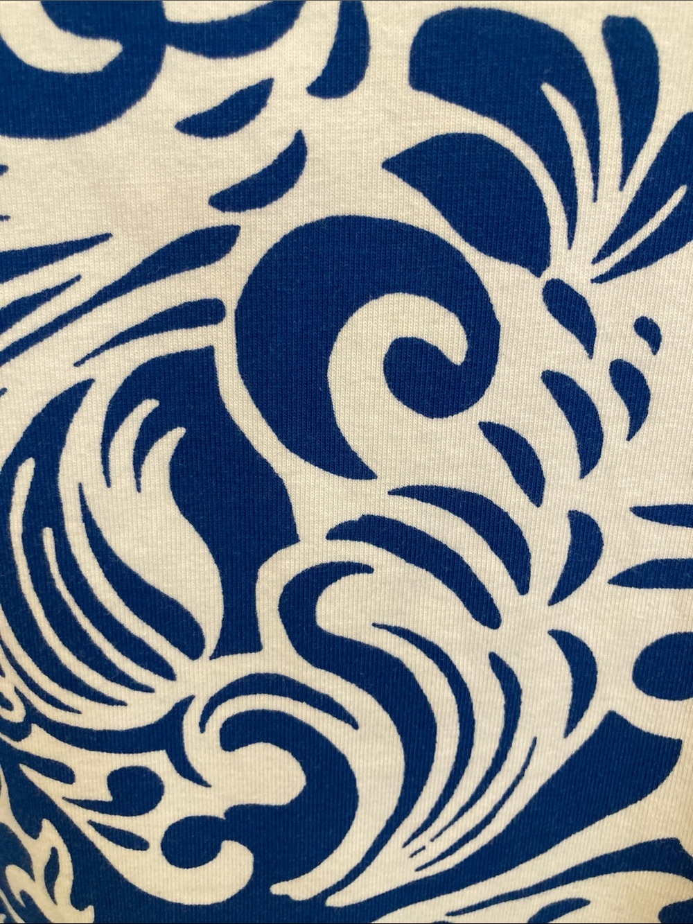 Chico’s Blue & White Swirl Print V-Neck Blouse | Women’s Abstract Print Top | Ca - Picture 5 of 8